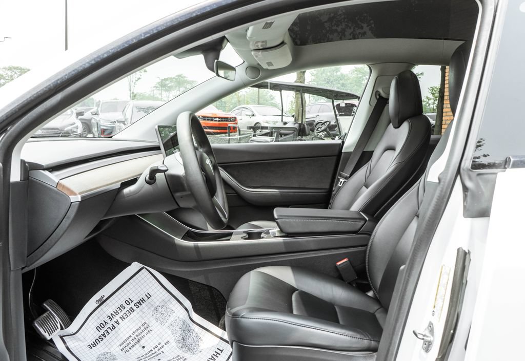 Used 2020 Tesla Model Y Long Range AWD/4WD image 20