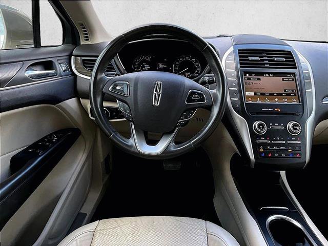 Used 2017 Lincoln MKC Reserve FWD image 7