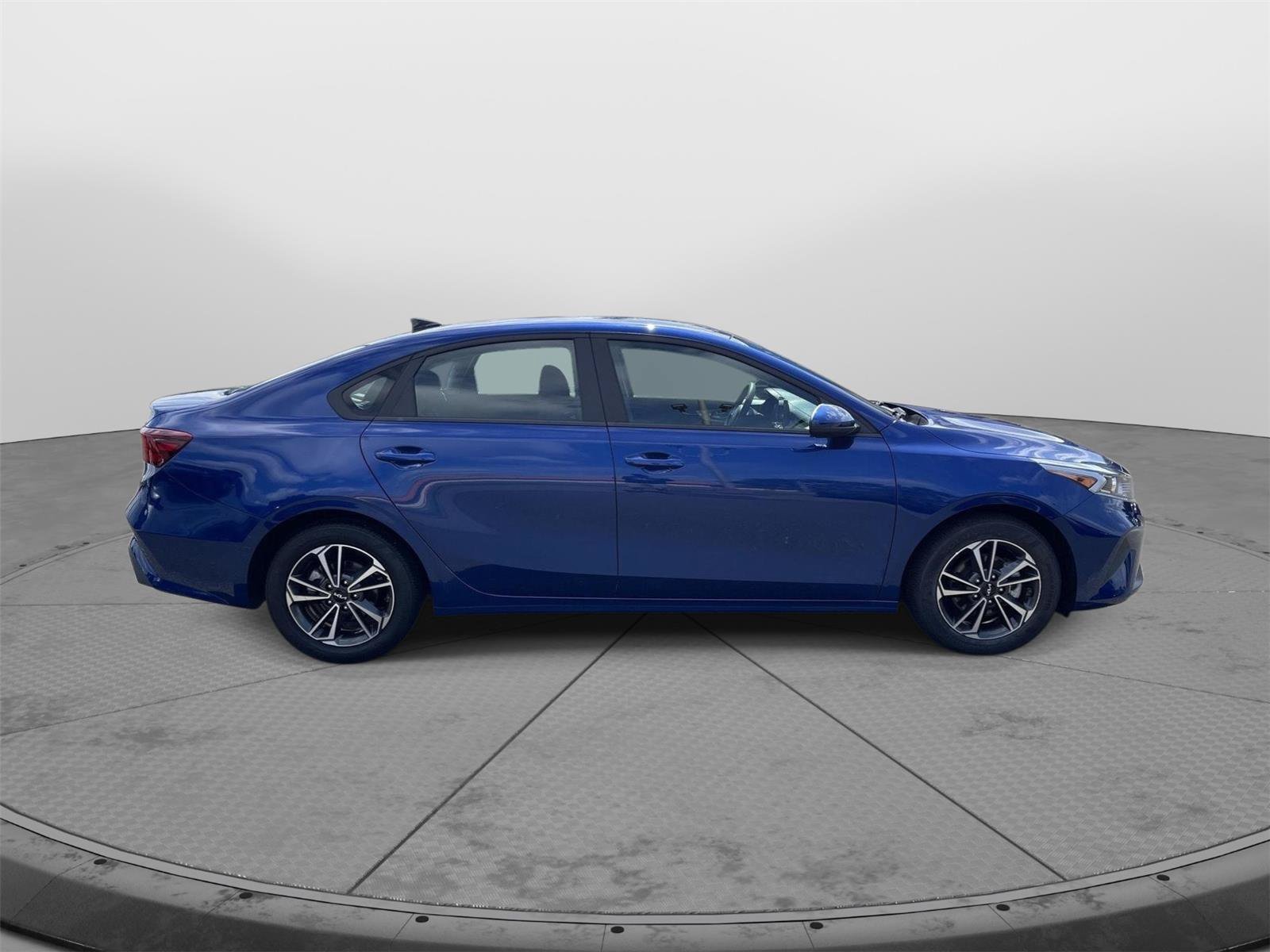 Used 2024 Kia Forte LXS FWD image 18