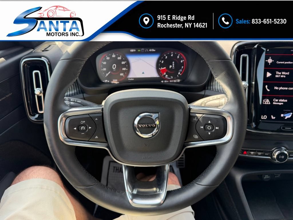 Used 2022 Volvo XC40 T5 R-Design AWD/4WD image 7