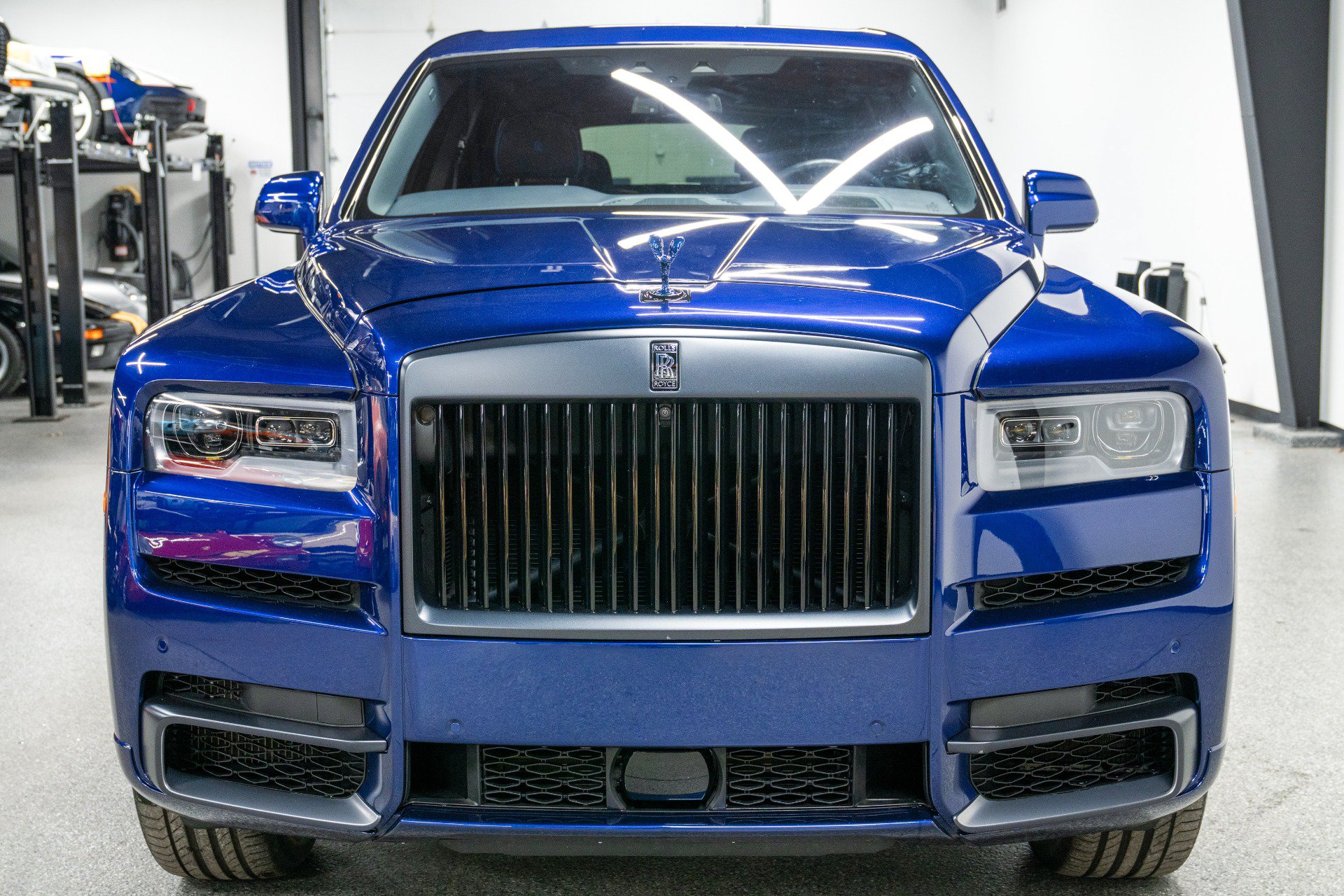 Used 2024 Rolls-Royce Cullinan Black Badge AWD/4WD image 4