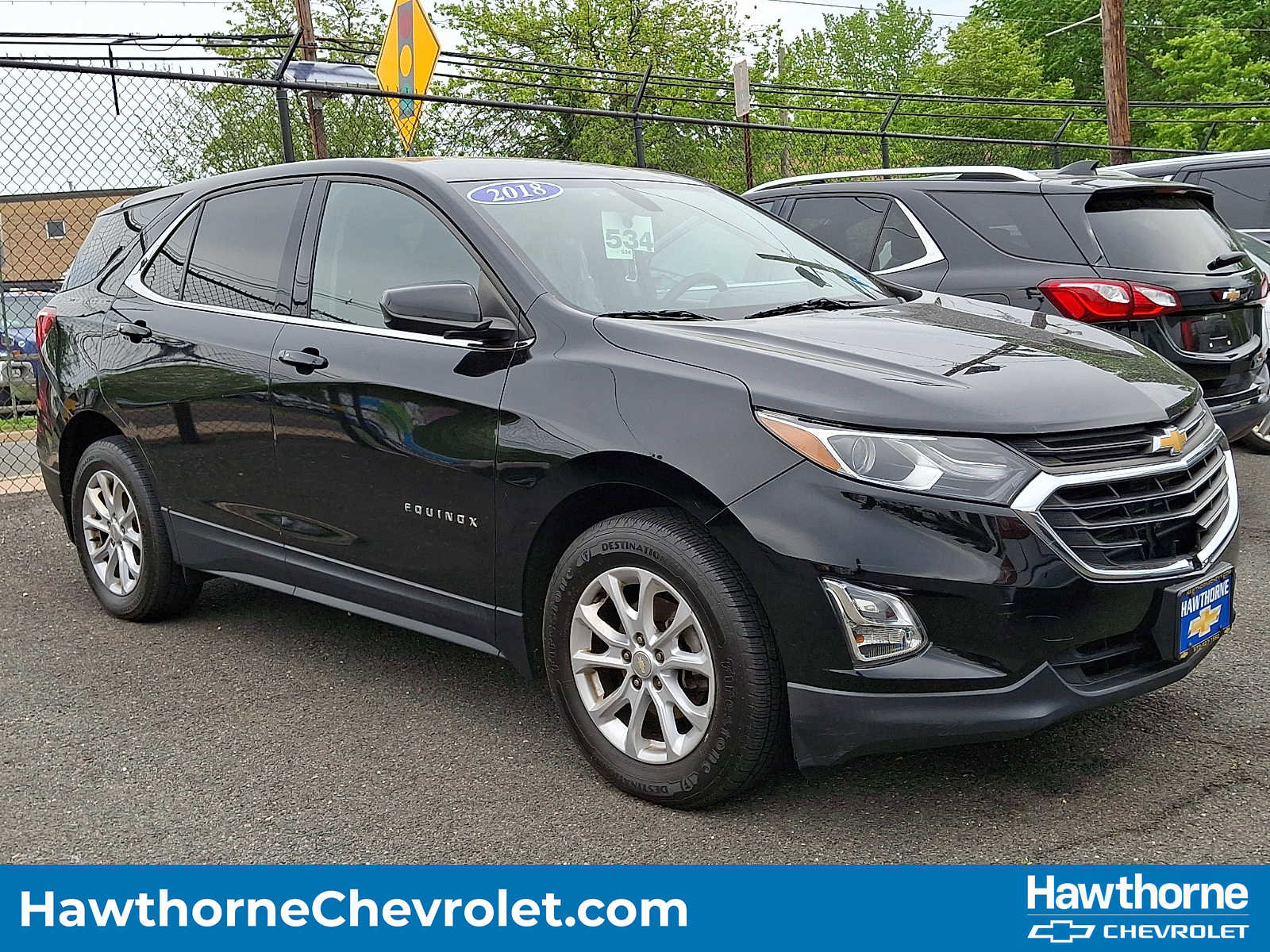 Used 2018 Chevrolet Equinox LT FWD image 1
