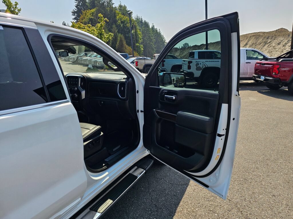 Used 2021 GMC Sierra 1500 SLT w/ SLT Premium Package AWD/4WD image 29
