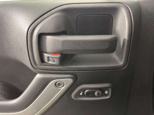 Used 2013 Jeep Wrangler Unlimited Sport image 25