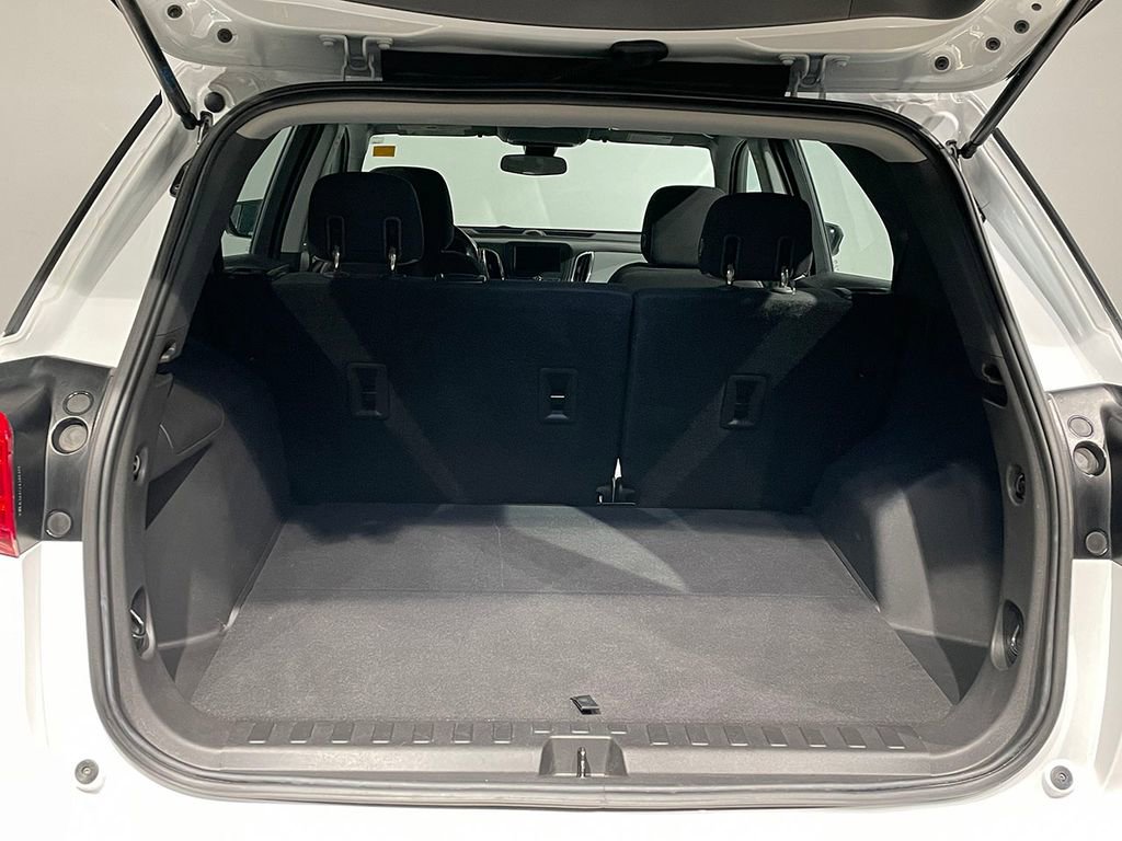 Used 2020 Chevrolet Equinox LS image 5