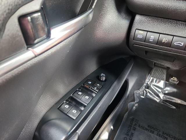Used 2018 Toyota Camry SE w/ Moonroof Package FWD image 36