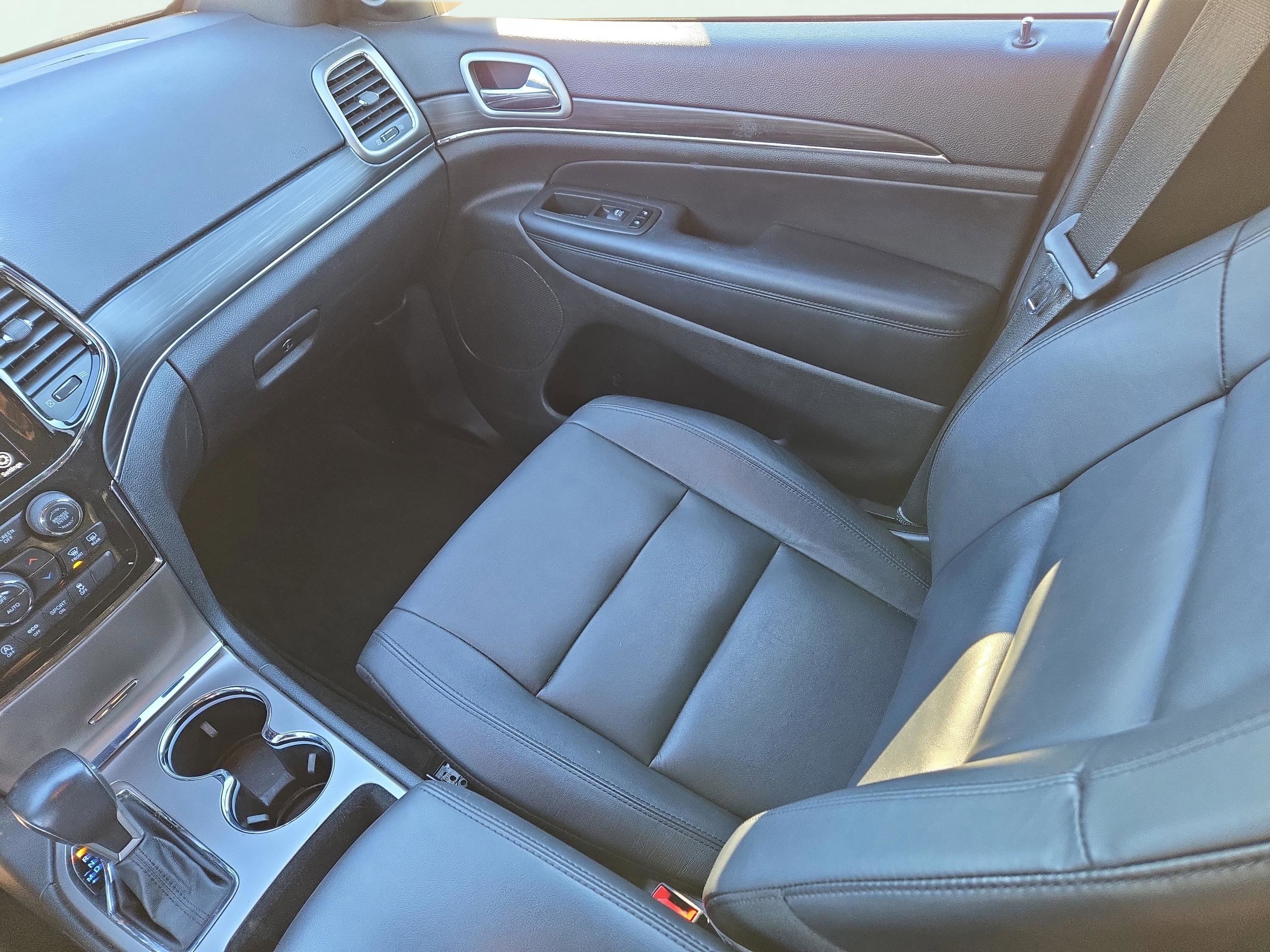 Used 2021 Jeep Grand Cherokee Limited image 20