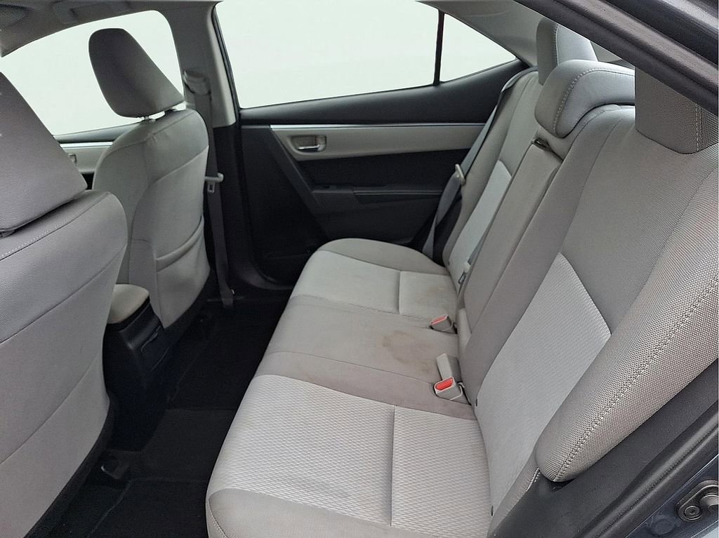 Used 2016 Toyota Corolla LE image 11