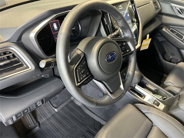 New 2025 Subaru Ascent Limited image 11