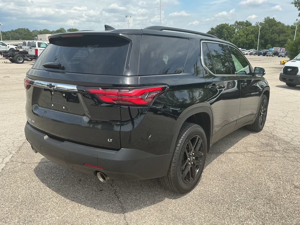 Used 2023 Chevrolet Traverse LT AWD/4WD image 3
