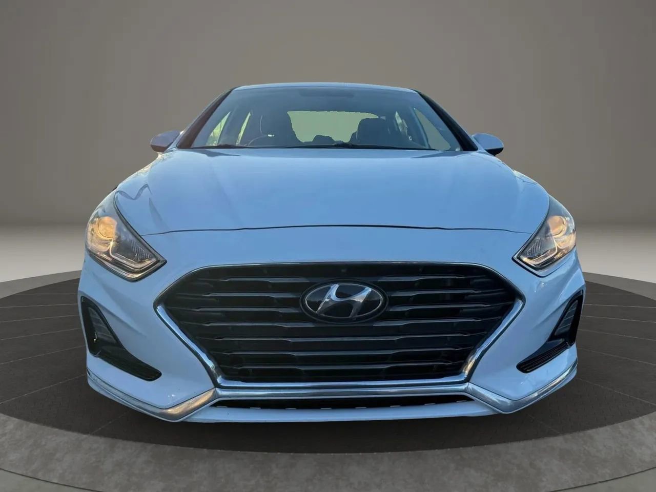 Used 2019 Hyundai Sonata SE FWD image 4