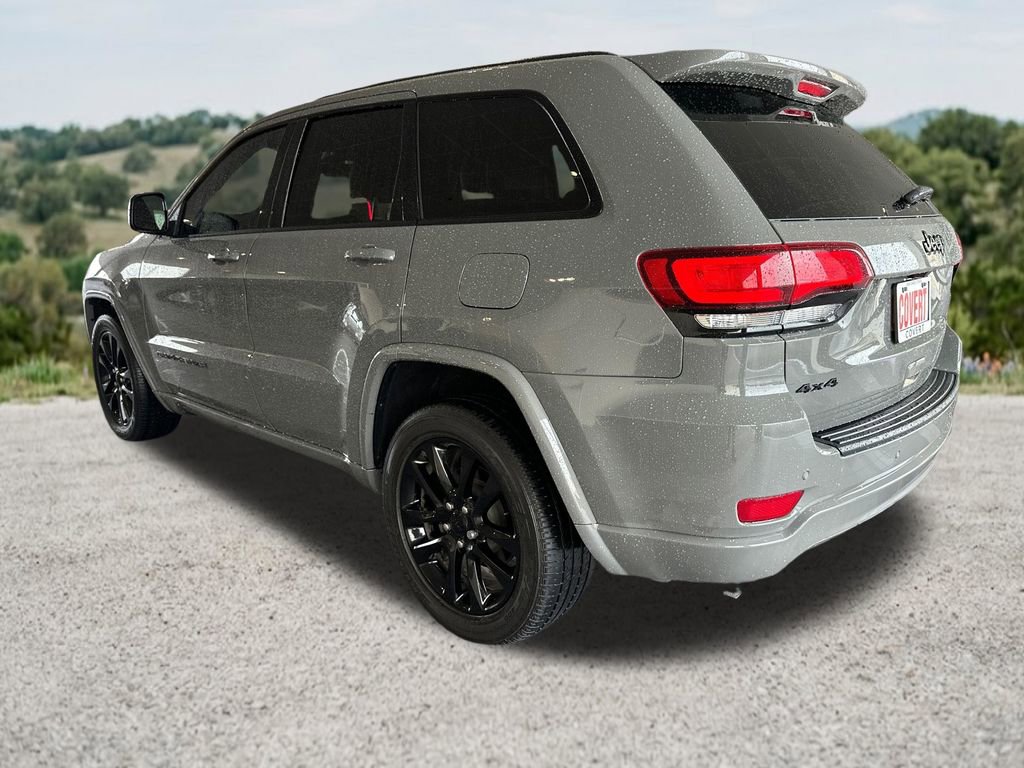Used 2020 Jeep Grand Cherokee Altitude AWD/4WD image 7