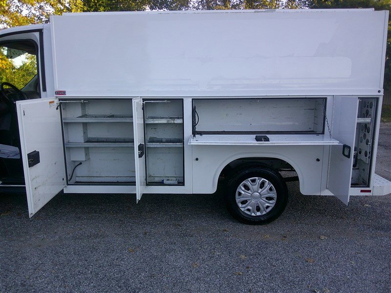 Used 2015 Ford Transit 250 138 w/ Exterior Upgrade Package image 19