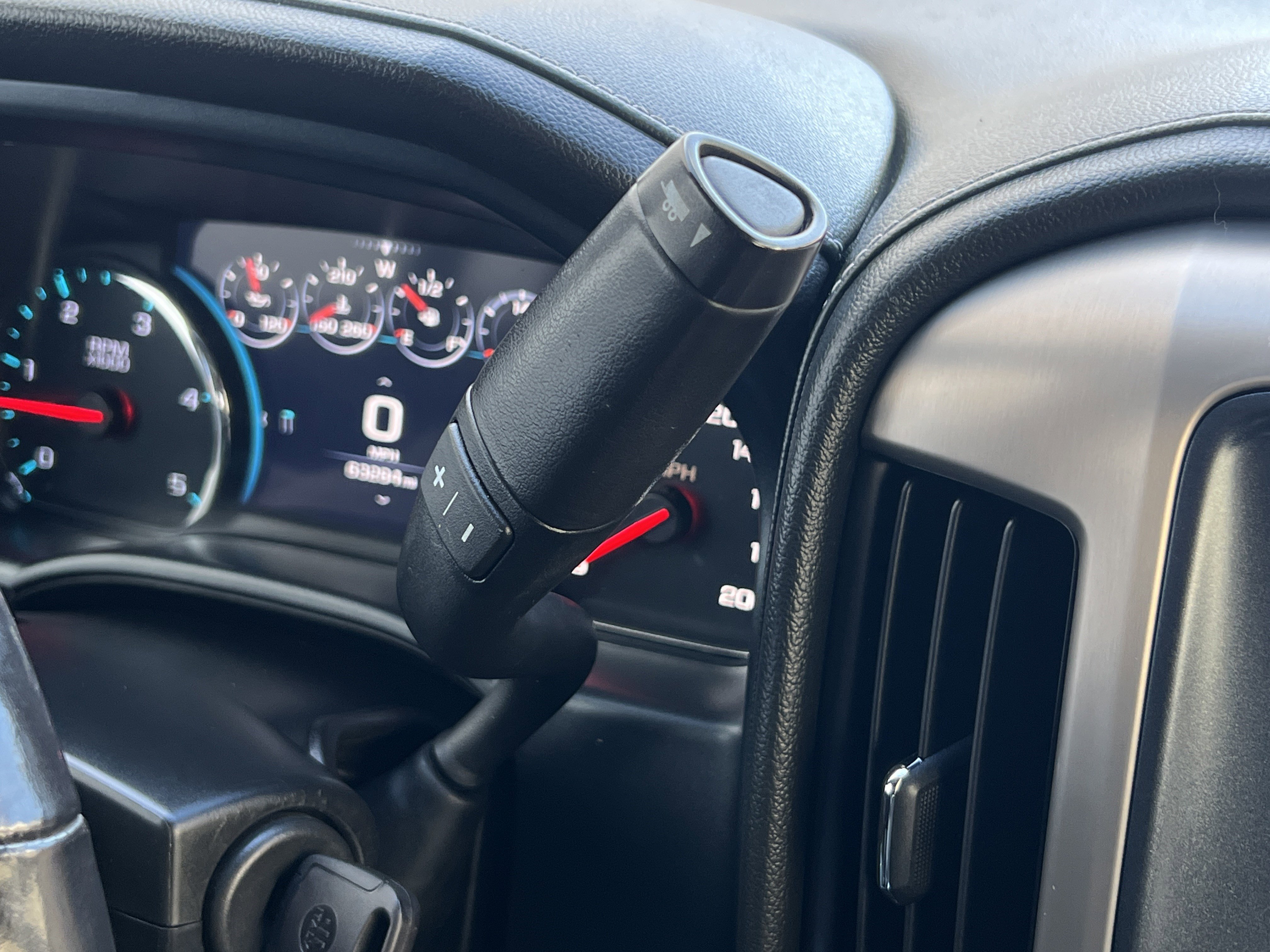 Used 2018 GMC Sierra 3500 Denali image 30