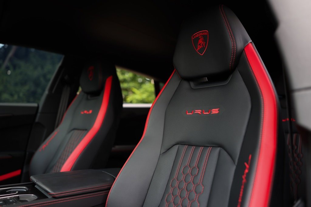 Used 2024 Lamborghini Urus Performante image 47
