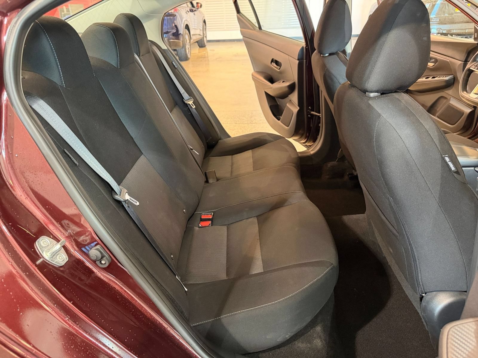 Used 2025 Nissan Sentra SV FWD image 31