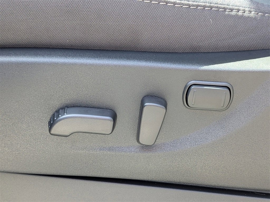 New 2025 Nissan Frontier SV image 20