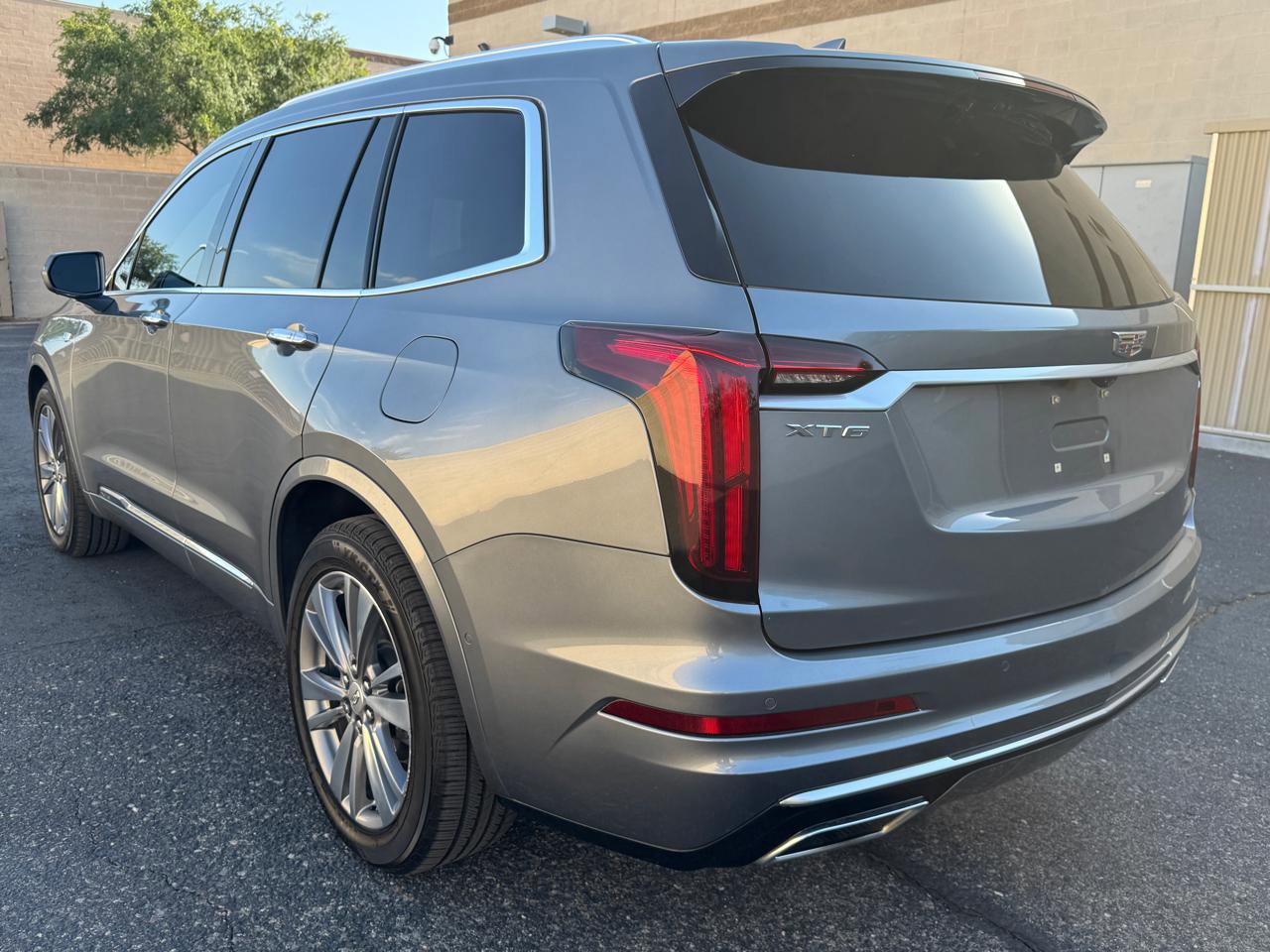 Used 2020 Cadillac XT6 Premium Luxury FWD image 6