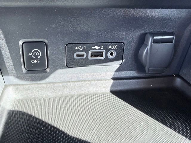 Used 2024 Nissan Sentra SR FWD image 13
