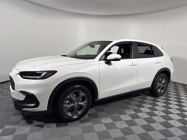 New 2026 Honda HR-V LX image 2