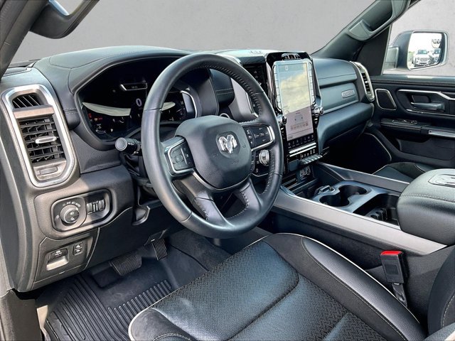 Used 2024 RAM 1500 Laramie AWD/4WD image 14