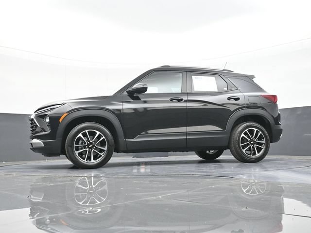 Used 2025 Chevrolet TrailBlazer LT AWD/4WD image 55