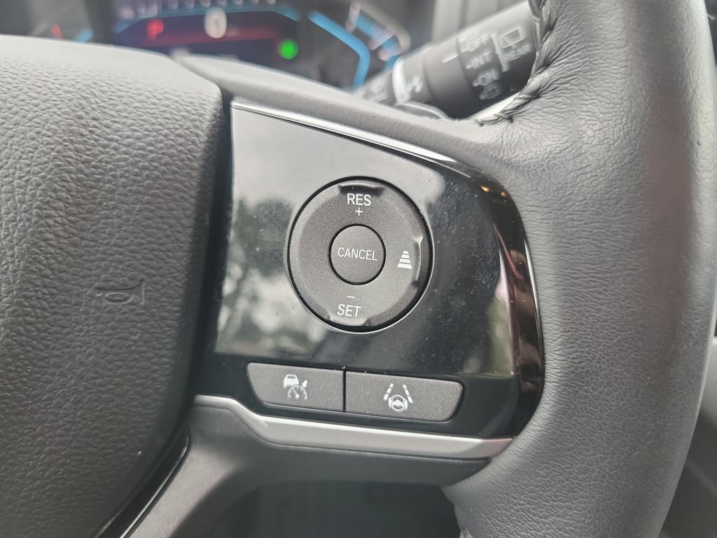 Used 2024 Honda Odyssey Touring image 25