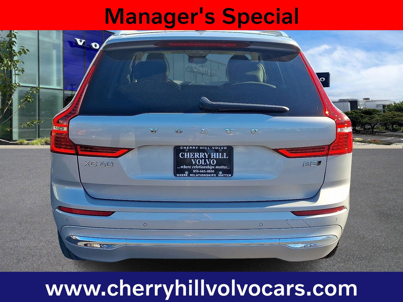 Certified 2023 Volvo XC60 B5 Plus w/ Climate Package image 5