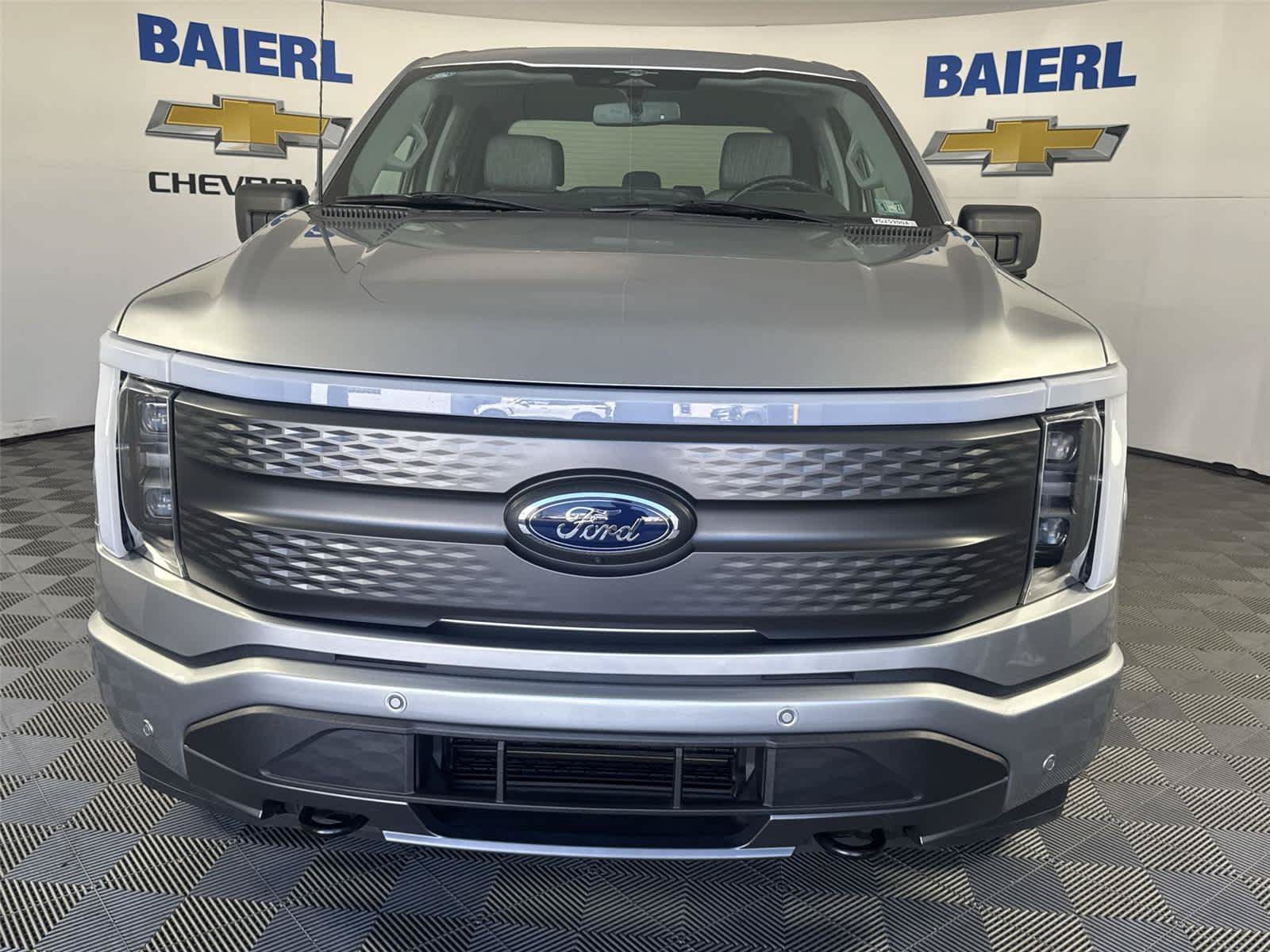 Used 2023 Ford F150 Lightning XLT AWD/4WD image 8