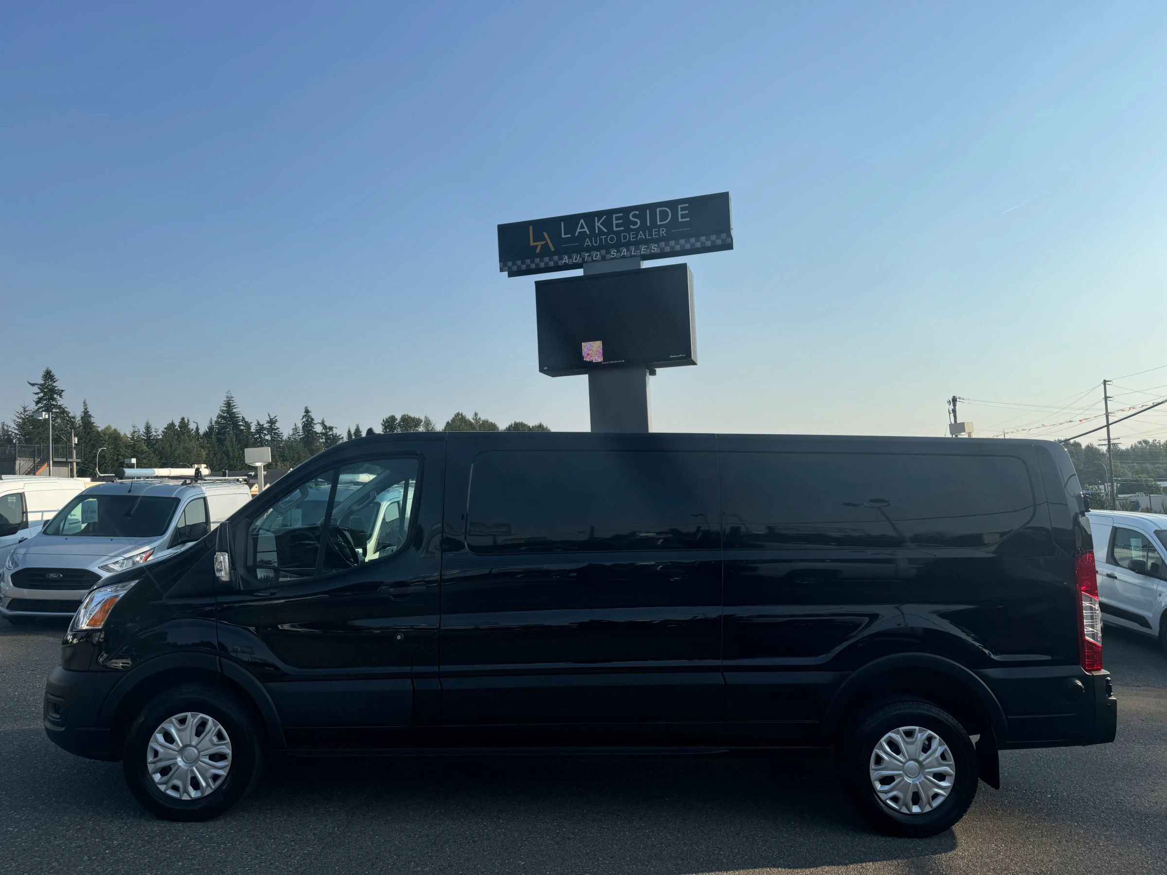 Used 2020 Ford Transit 250 Low Roof w/ Exterior Upgrade Package image 4