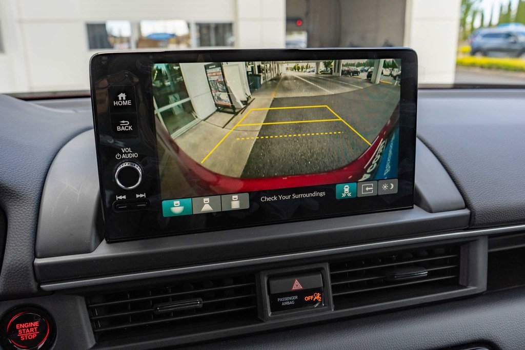 New 2025 Honda Pilot Touring image 31