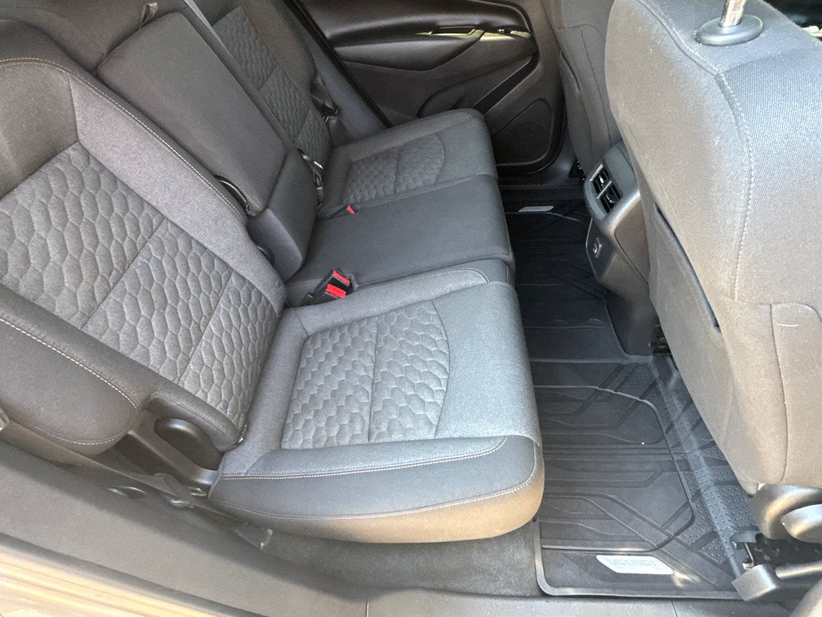 Used 2019 Chevrolet Equinox LT FWD image 17