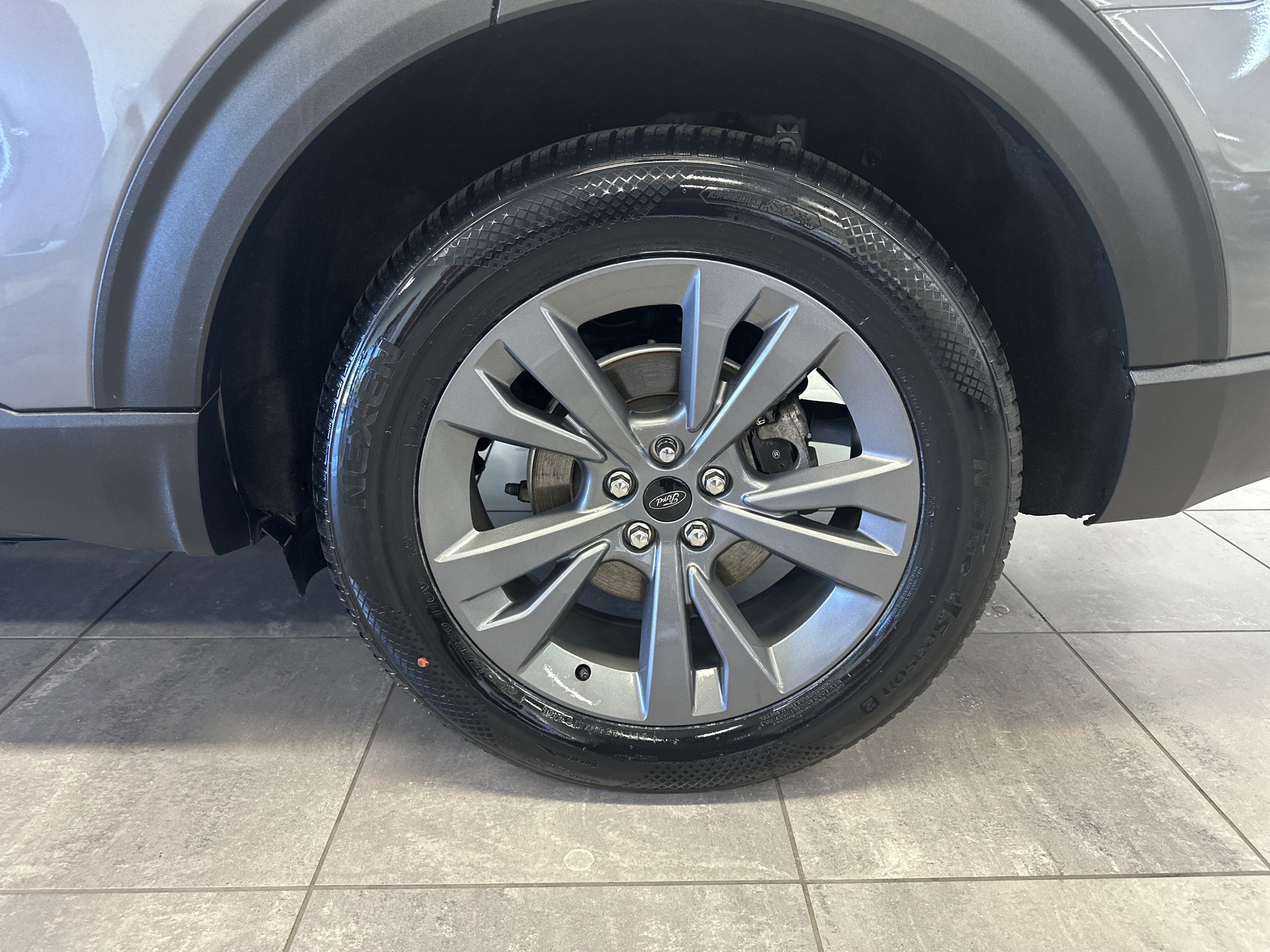 Certified 2022 Ford Explorer XLT w/ Equipment Group 202A image 8