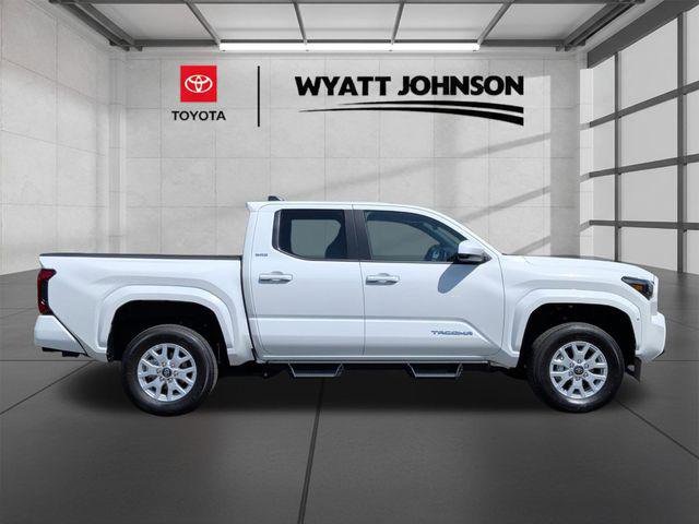 Certified 2026 Toyota Tacoma SR5 AWD/4WD image 6