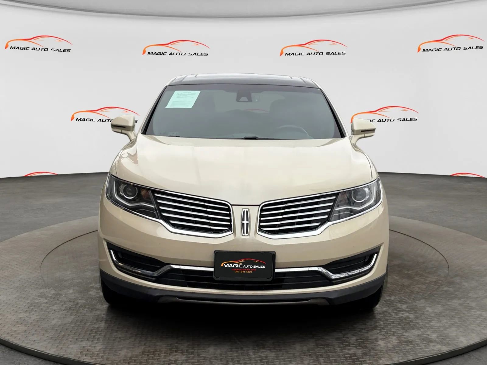Used 2018 Lincoln MKX Select w/ Select Plus Package image 39
