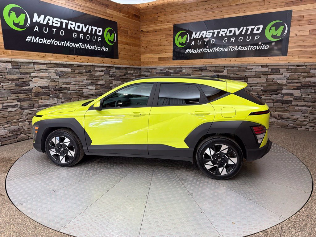 Used 2024 Hyundai Kona SEL FWD image 3