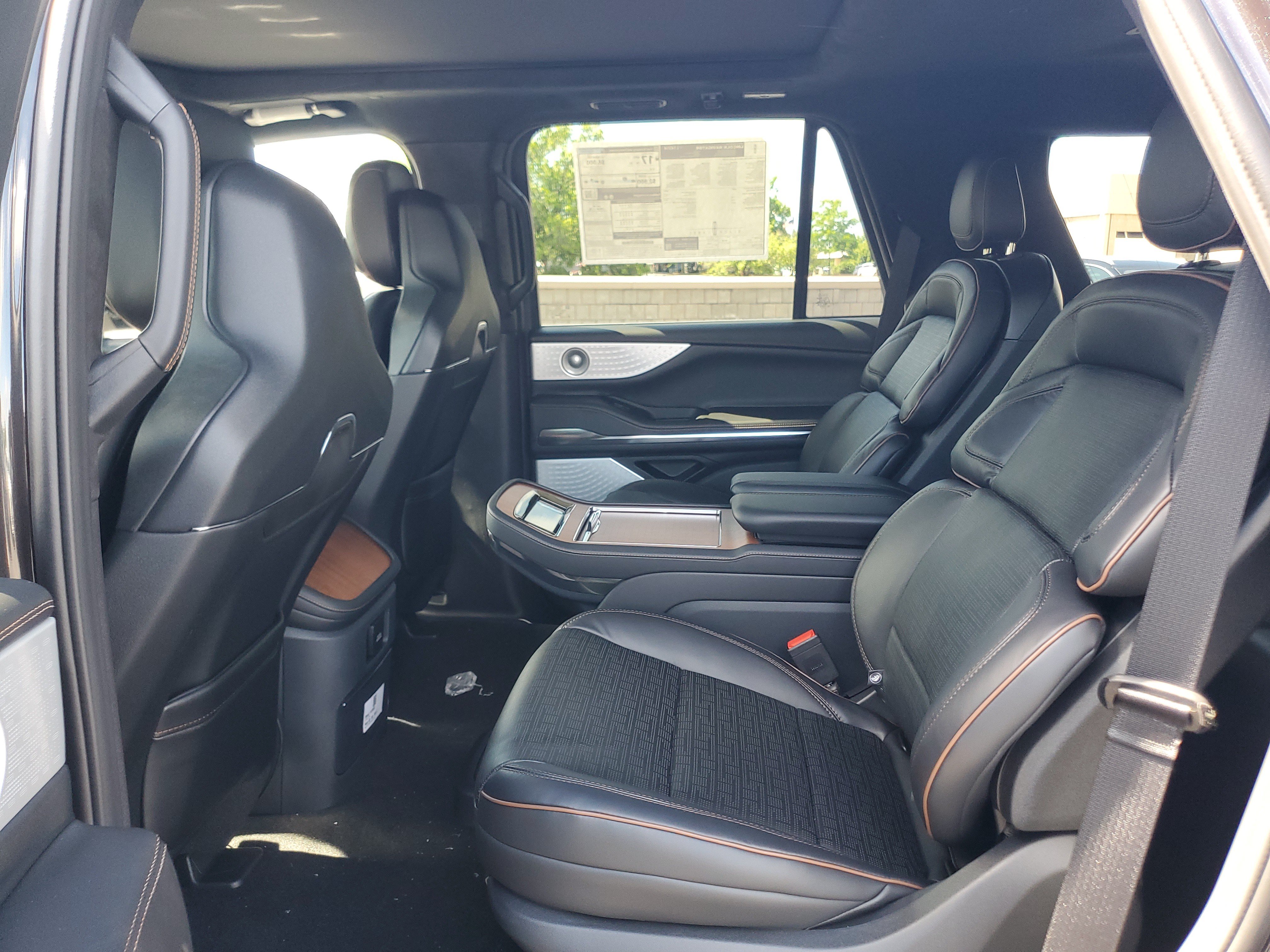 New 2026 Lincoln Navigator Black Label AWD/4WD image 27
