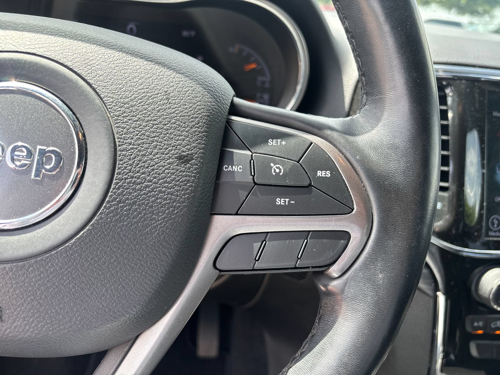 Used 2021 Jeep Grand Cherokee Freedom Edition RWD image 18