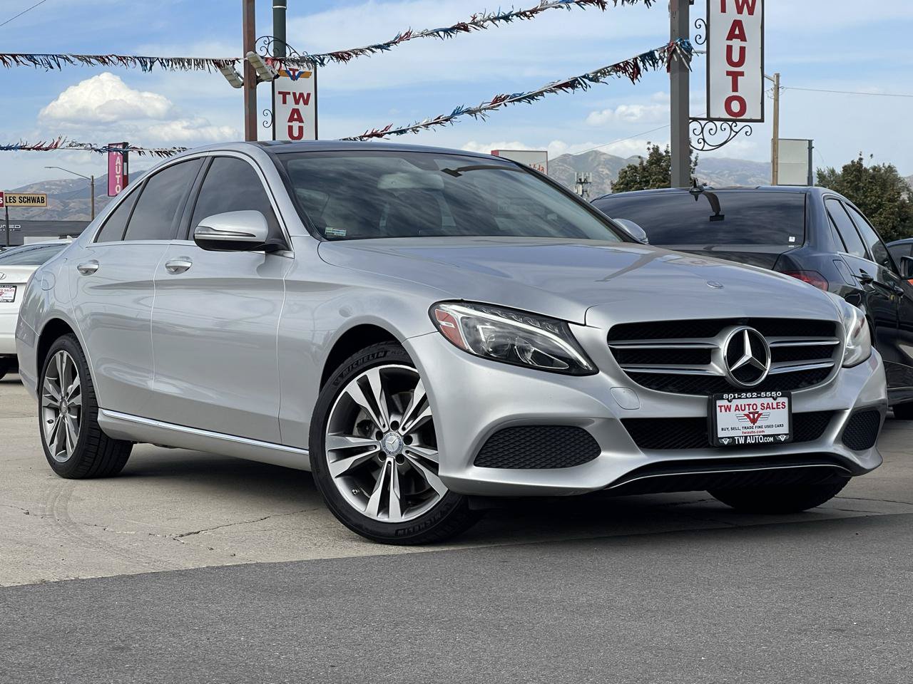 Used 2016 Mercedes-Benz C 300 4MATIC Sedan image 3