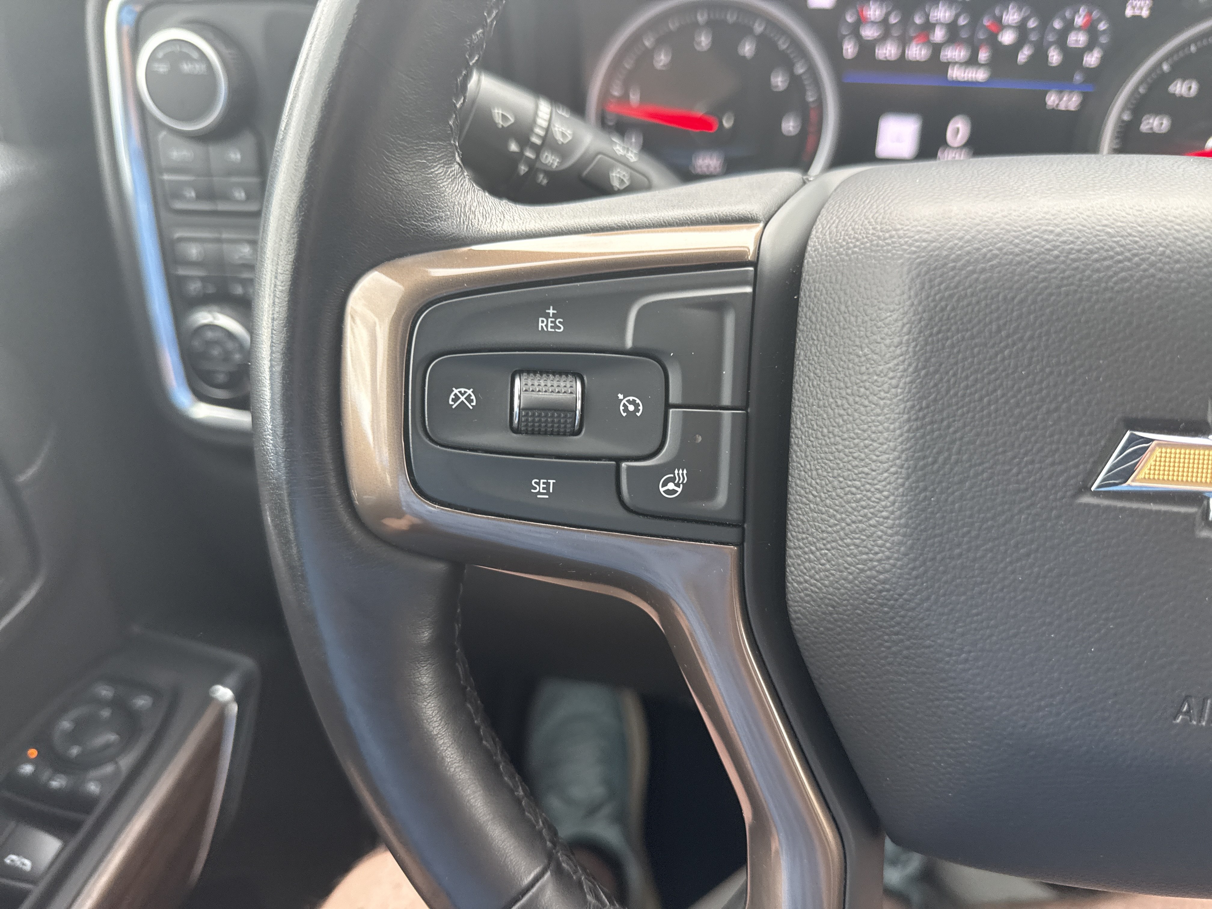 Used 2022 Chevrolet Silverado 2500 High Country AWD/4WD image 19