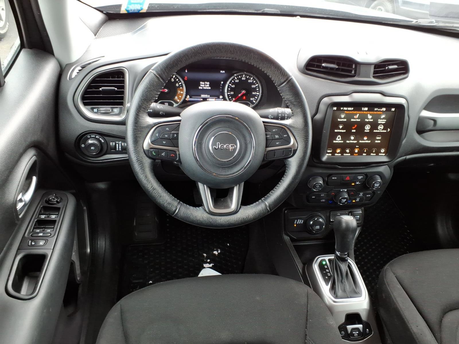 Used 2022 Jeep Renegade Latitude w/ Convenience Group image 11