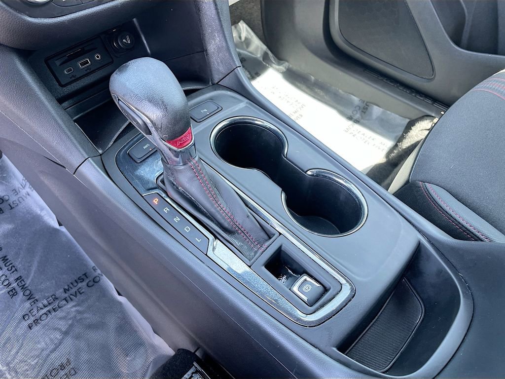 Used 2024 Chevrolet Equinox RS AWD/4WD image 16