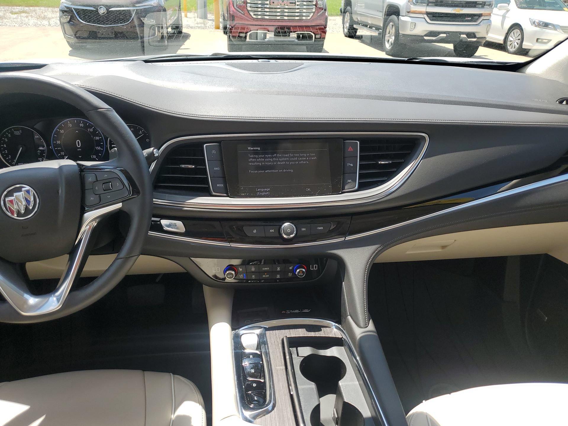 Used 2023 Buick Enclave Avenir w/ Avenir Technology Package AWD/4WD image 10