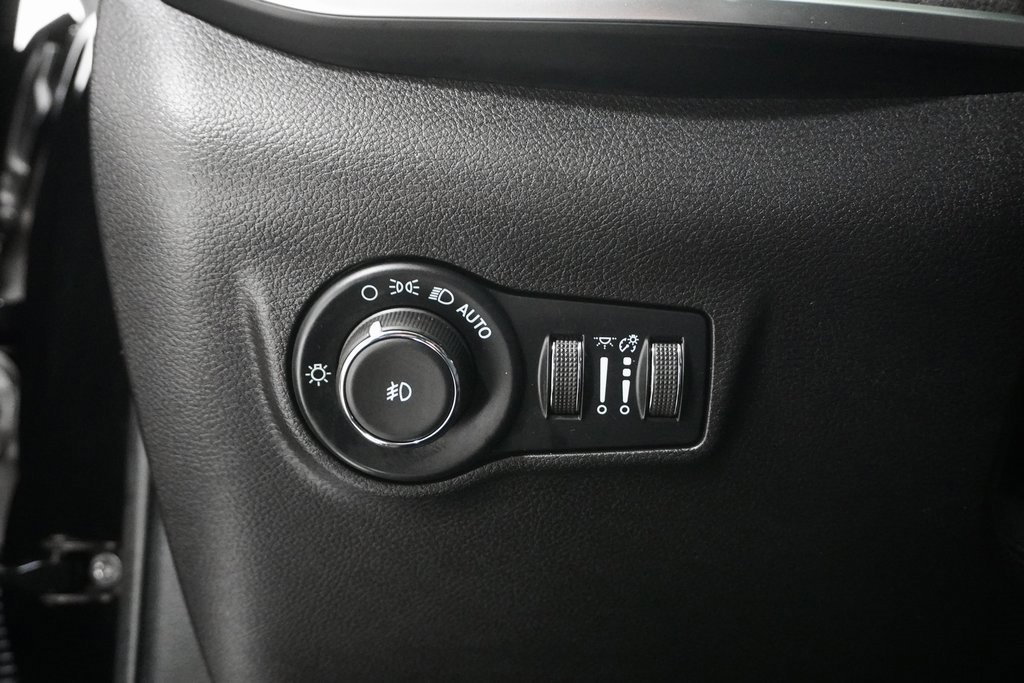 Used 2022 Jeep Compass Latitude image 20