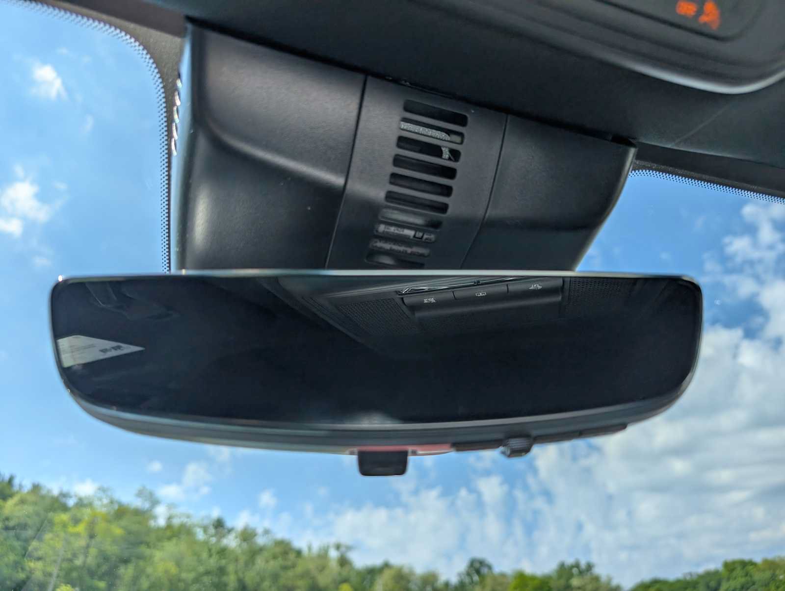 New 2026 GMC Acadia AT4 w/ Luxury Package AWD/4WD image 28