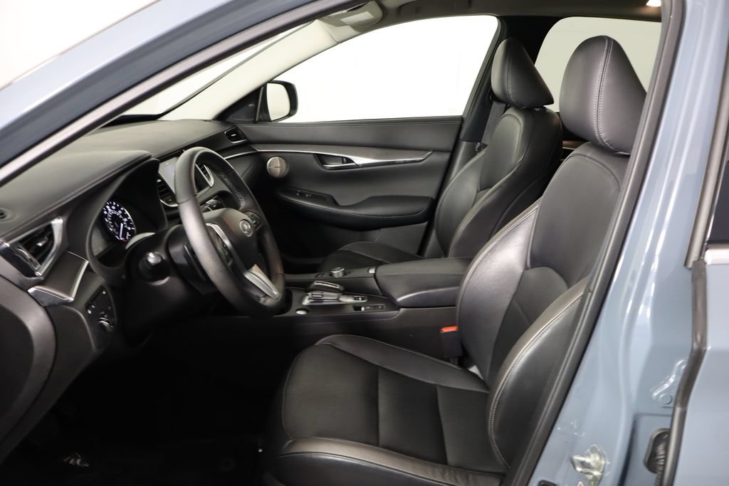 Used 2023 INFINITI QX50 Luxe FWD image 14