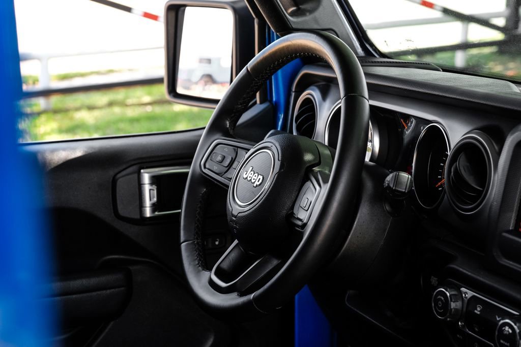 Used 2022 Jeep Wrangler Unlimited Sport image 24