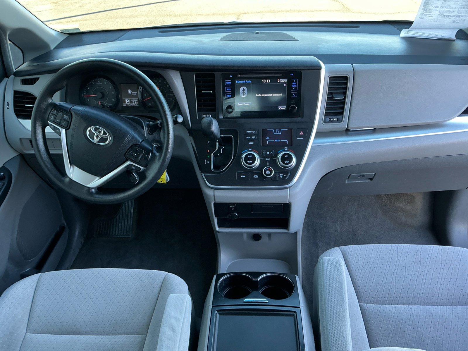 Used 2015 Toyota Sienna LE image 18