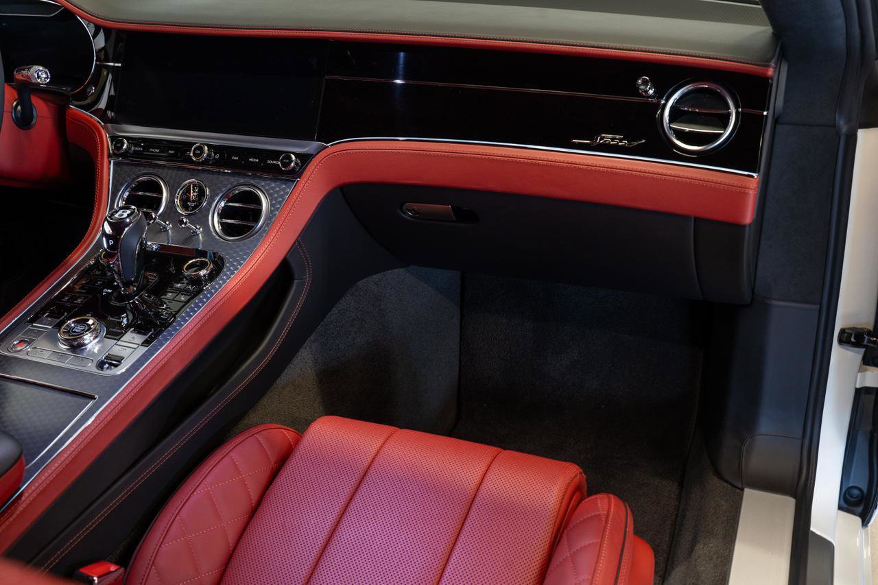 Used 2022 Bentley Continental GT Speed image 15
