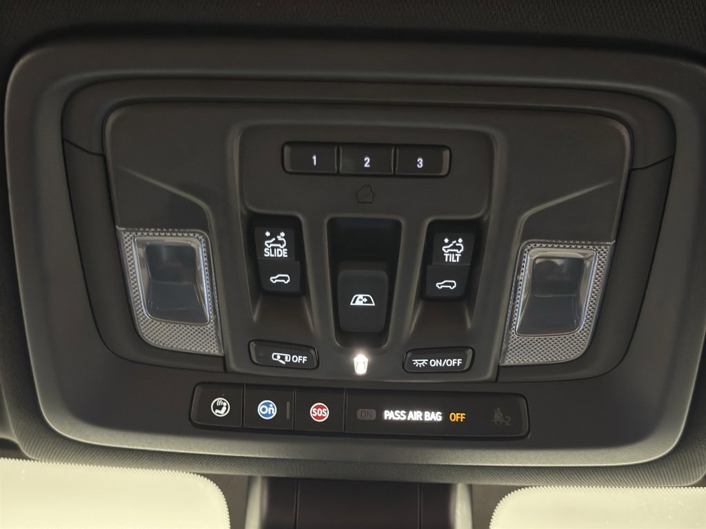 Used 2022 GMC Sierra 2500 AT4 w/ AT4 Preferred Package image 29